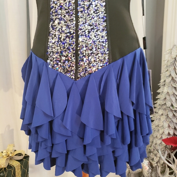 NWT Johnathan Kayne Sequin Ruffled Prom Dress - Picture 4 of 8